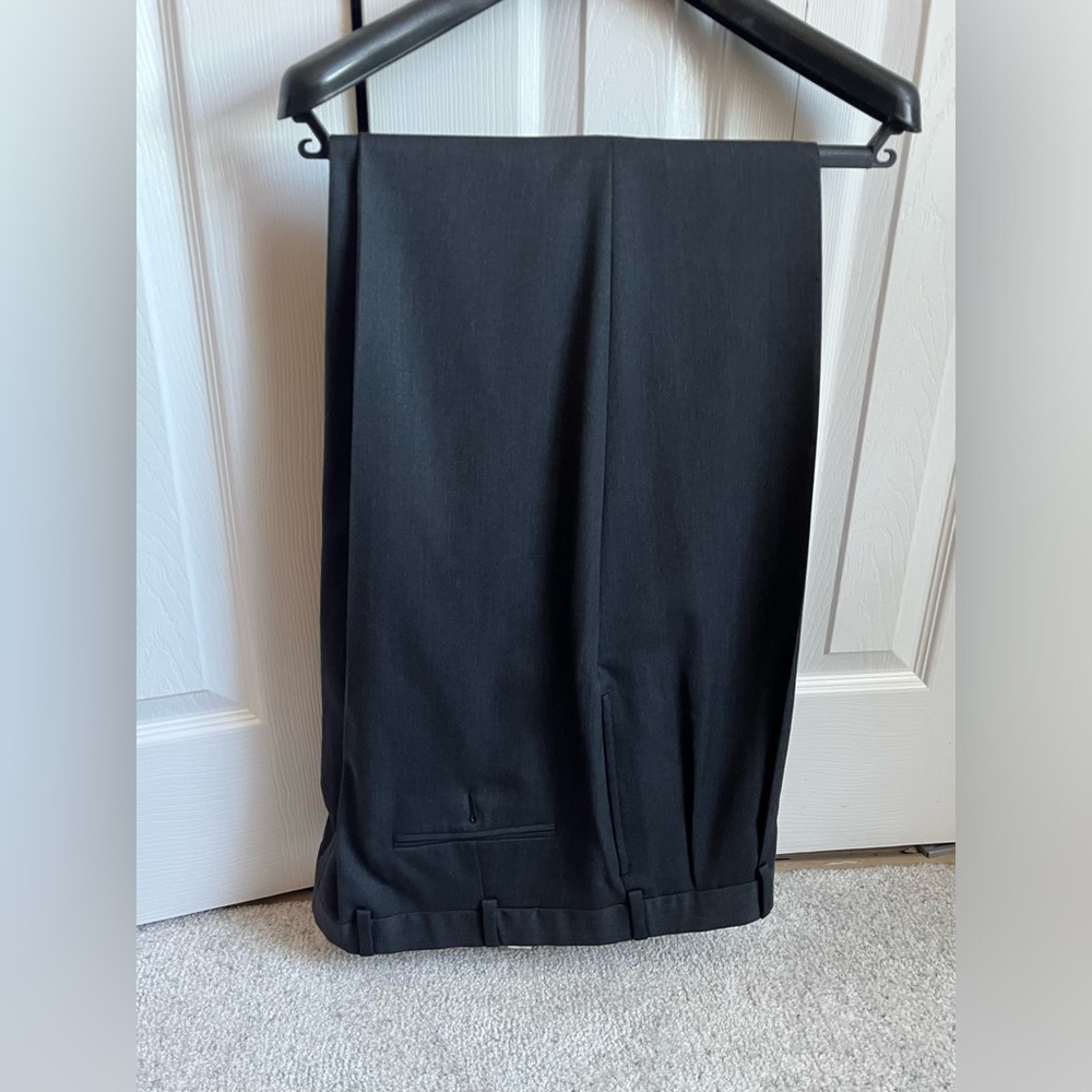 Brooks Brothers men’s charcoal trousers size 42/32 front pleats and cuffs at hem
